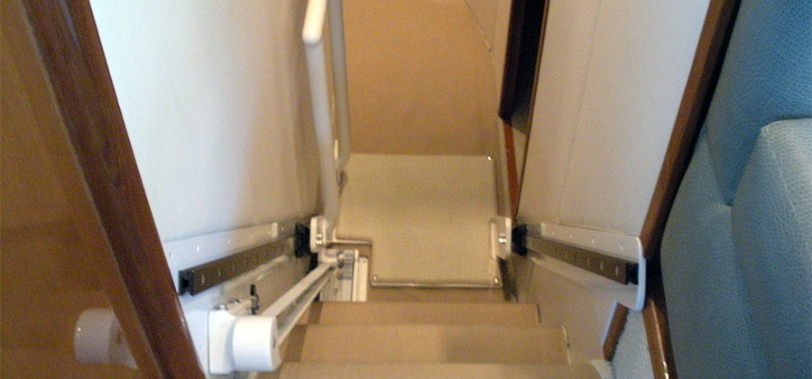 Companionway-Elevator