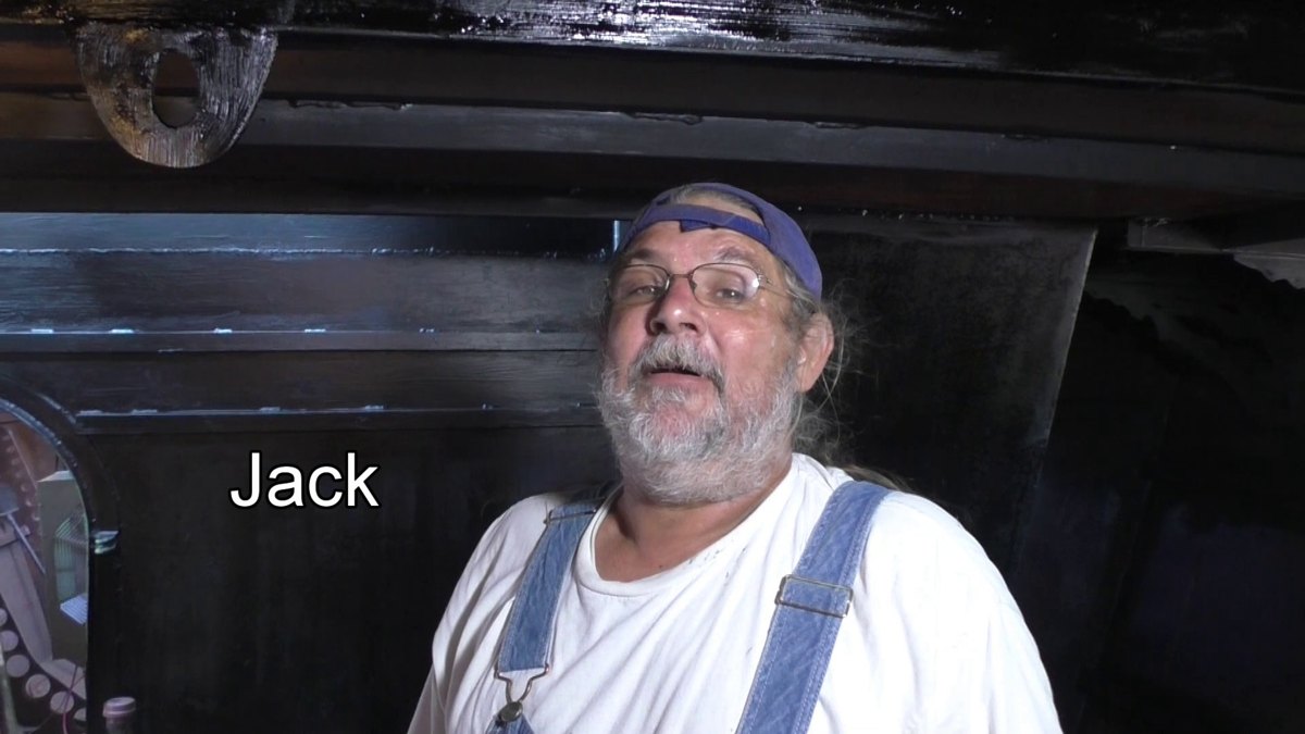 People of Seeker — 170925 Painting the Engine Room - 3 Days in 3 Minutes