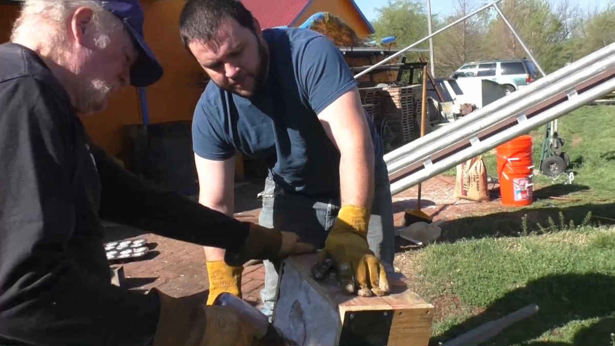 People of Seeker — 170401 Seeker LIVE - Apr 1, 2017 - Metal Casting, Plasma Tables, and other stuff