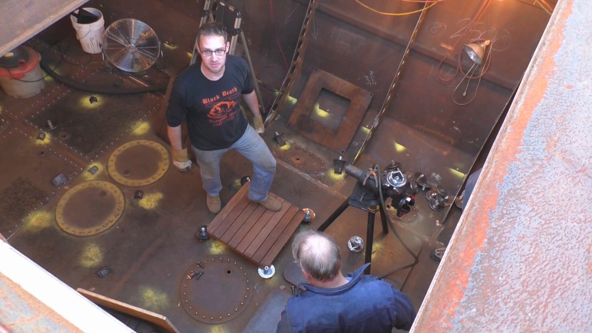 People of Seeker — 161107 Cargo Hold Deck...just getting started.