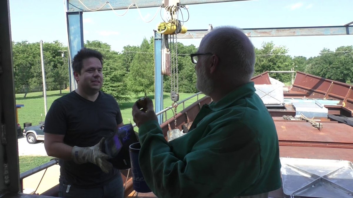 People of Seeker — 170611 SV Seeker Live - June 10, 2017 - Davit Winch, Deck Bolts, Block & Tackle