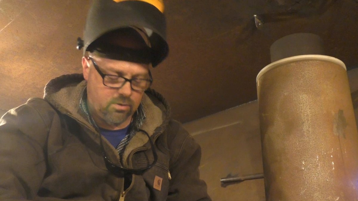 People of Seeker — 160209 Steel Sailboat Building