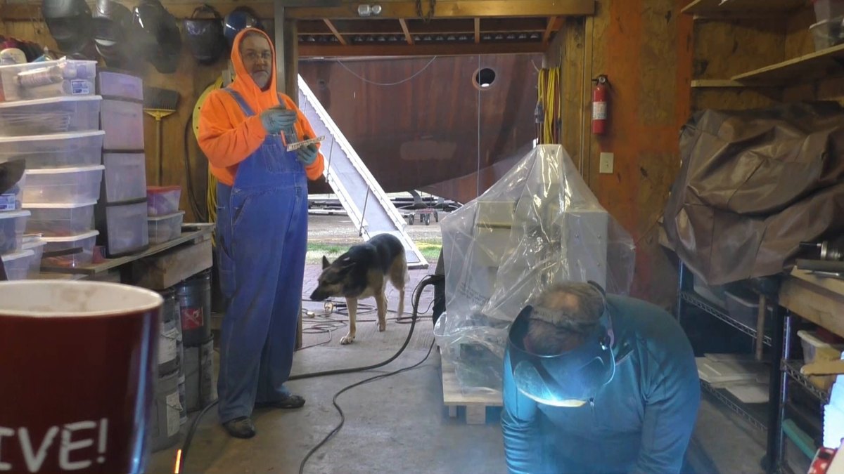 Animal companions — 170312 Seeker LIVE - Mar 11, 2017 - Tormach Mill Stand, Steel Rack, and Davits