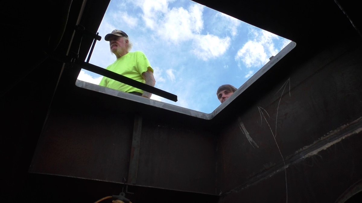 People of Seeker — 170601 HTP Pulse MIG Welding, Deck Hatches, Grommets, and Hobos