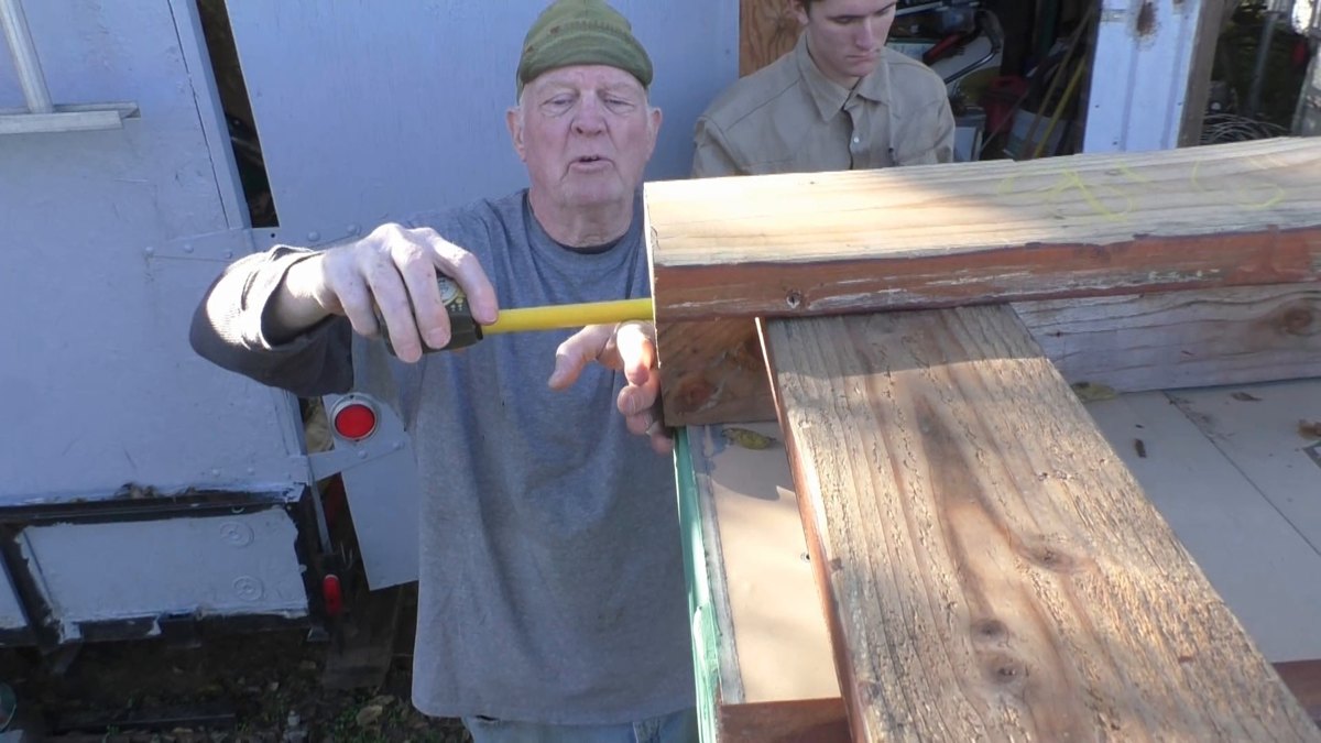 People of Seeker — 161207 Foremast & Sole & Deck Hatch & CNC Routing