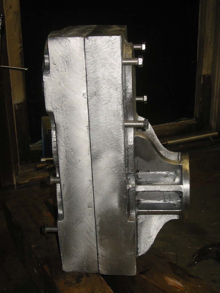 (13) Completed gearbox.