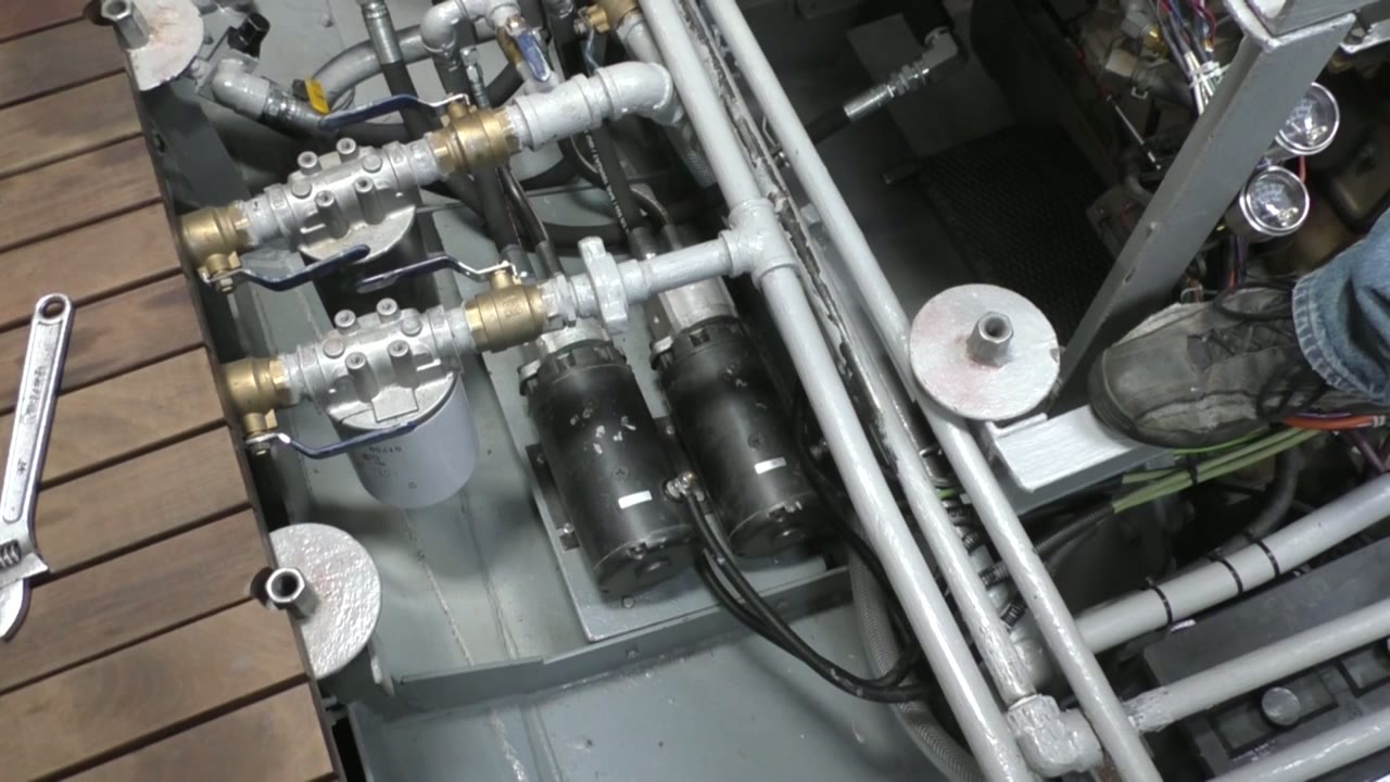 Hydraulics — Hydraulics - Part 9 - Charging the System