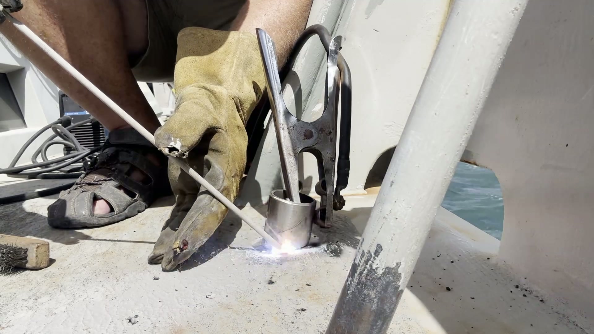 Spare Anchor Mount still 4